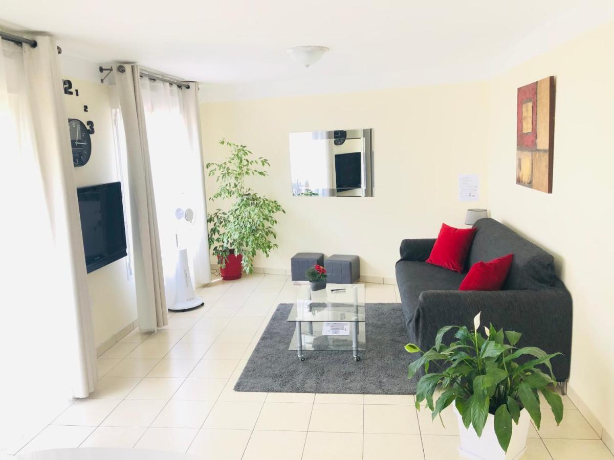 Beautiful Apartment Near Geneva 圣朱利安恩因 外观 照片