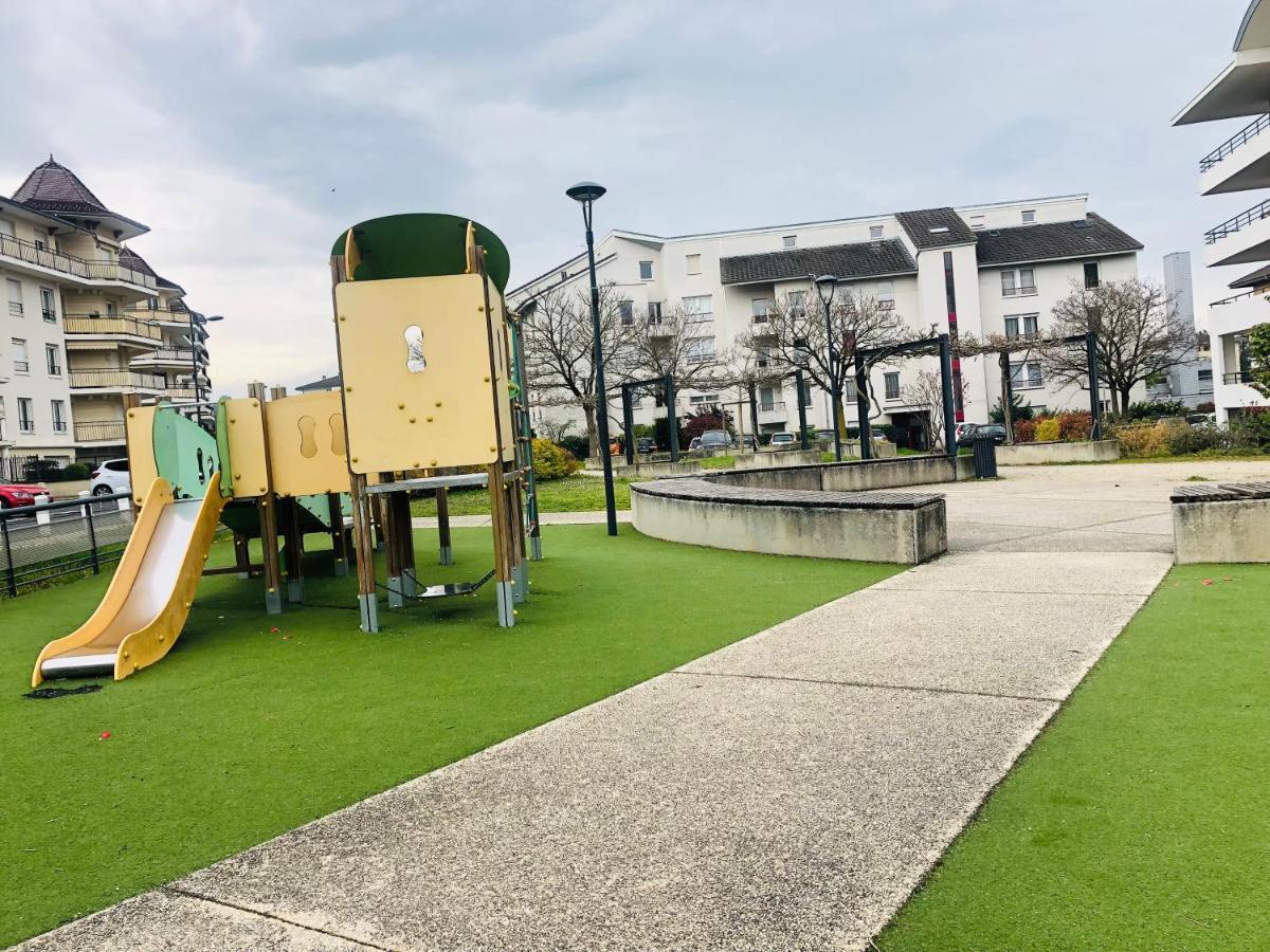 Beautiful Apartment Near Geneva 圣朱利安恩因 外观 照片