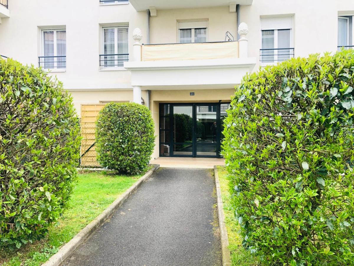 Beautiful Apartment Near Geneva 圣朱利安恩因 外观 照片